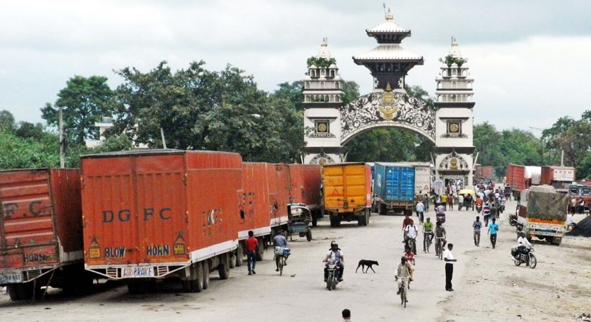पेट्रोलियम पदार्थ र सवारीसाधन आयातमा निर्भर वीरगञ्ज भन्सारको राजस्व संकलन