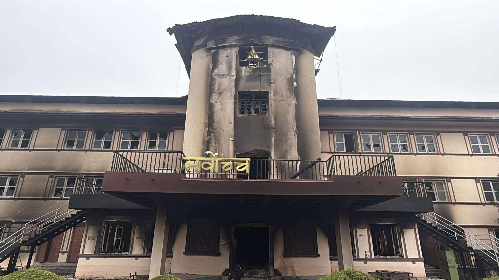 राजदूत फिर्ता गर्ने सरकारी निर्णय कार्यान्वयन नगर्न सर्वोच्चको अन्तरिम आदेश