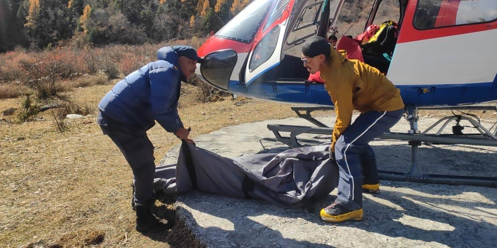 पाङबारी हिमालमा बेपत्ता दुई इटालियन आरोहीको शव फेला