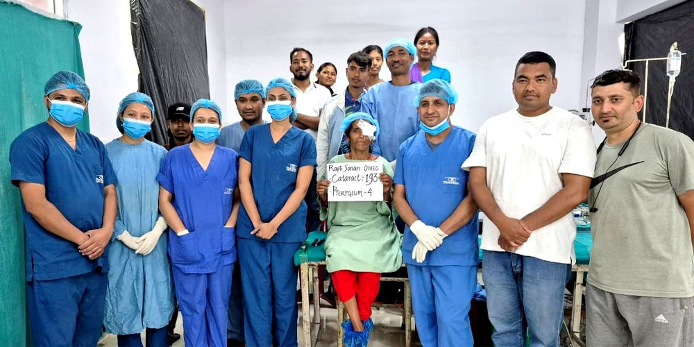 बाँकेको राप्तीसोनारीमा पहिलोपटक मोतियाबिन्दु शल्यक्रिया, १९३ जनाको आँखा उपचार