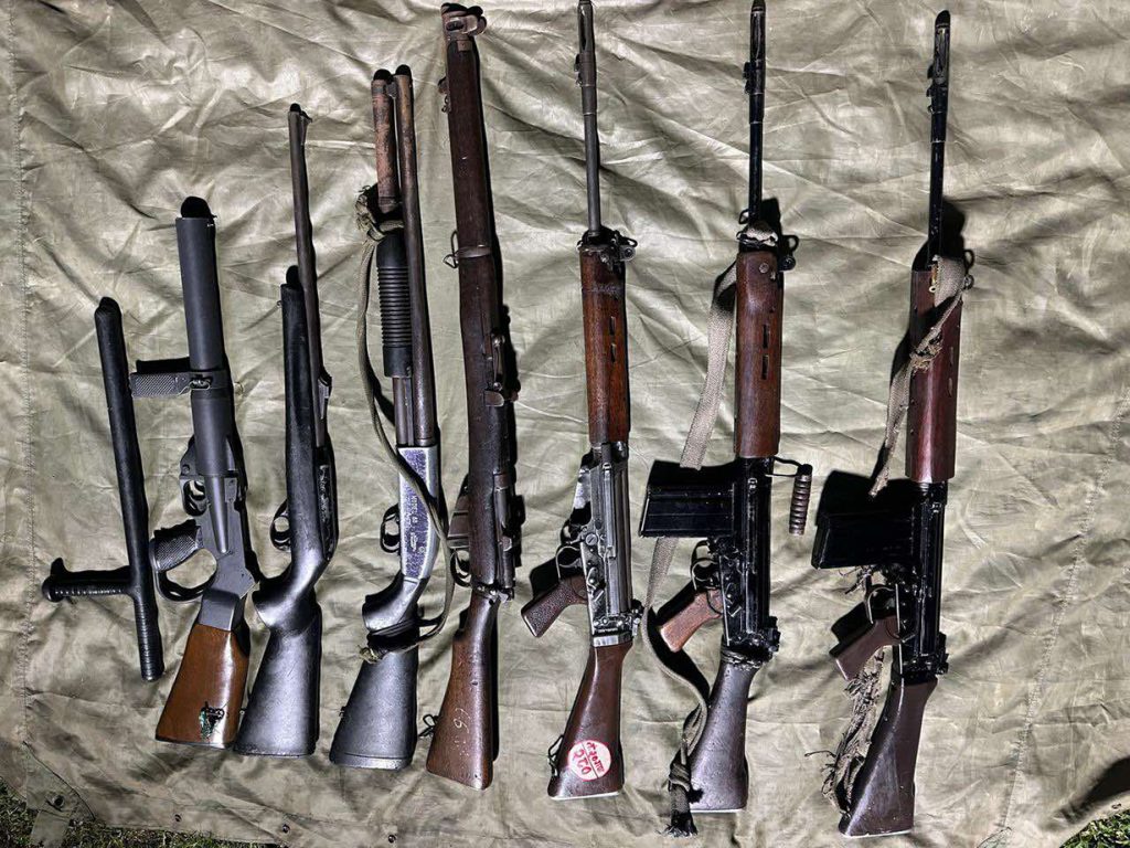 लुटिएका हतियार फिर्ता गर्नेलाई बंगलादेशले पुरस्कार दिने