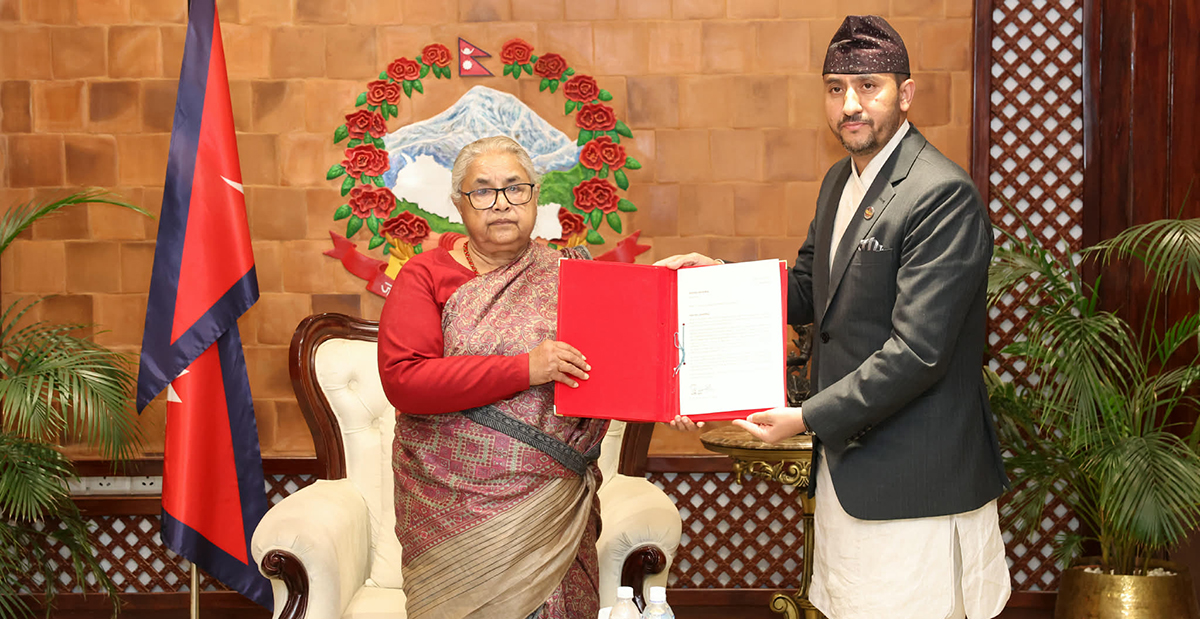 सञ्चार तथा सूचना प्रविधिमन्त्री जगदीश खरेलले दिए राजीनामा, रास्वपाबाट ललितपुर २ मा उम्मेदवार बन्ने