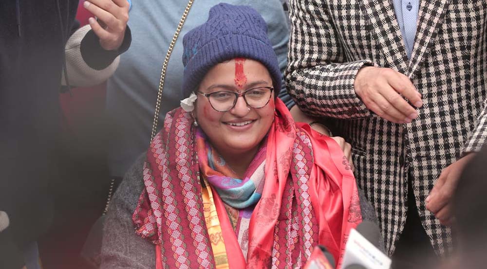 सुत्केरी भएको ११ दिनमै विजय यात्रामा रञ्जु दर्शना न्यौपाने