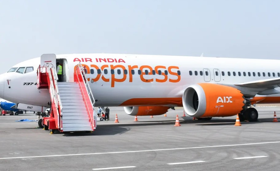 दिल्ली अवतरणअघि एयर इन्डियाको विमानमा इन्जिनमा आगोको चेतावनी, आपतकाल घोषणा