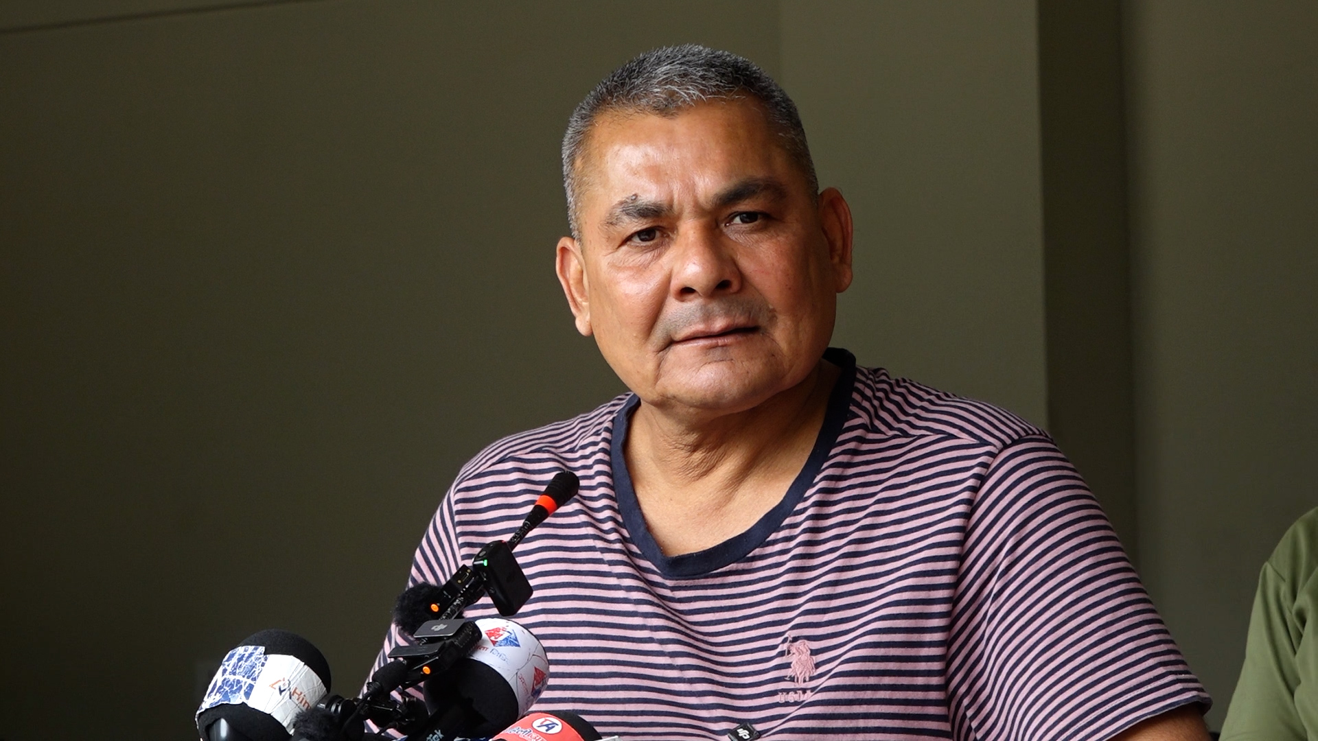 दुर्गा प्रसाईंद्वारा बजेटको आलोचना, स्वास्थ्य–शिक्षामा भ्याट लगाउने निर्णयप्रति असन्तुष्टि