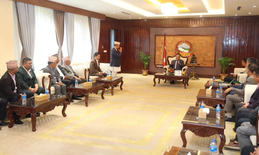 ऊर्जा विकास दशक घोषणा गर्न इप्पानको माग, बाढी प्रभावित आयोजनालाई राहत दिने प्रचण्डको वाचा