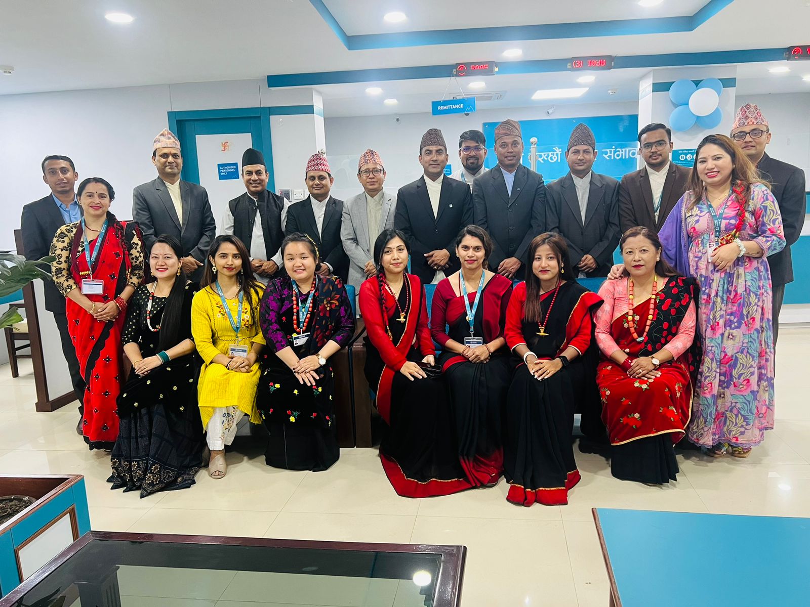 सांस्कृतिक पोशाक लगाएर एनएमबी बैंकले मनायो विश्व सांस्कृतिक विविधता दिवस