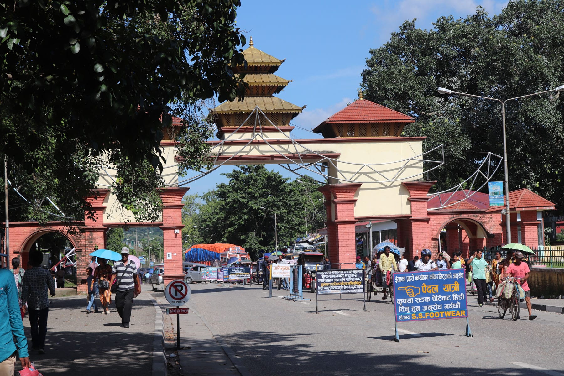 पूर्वीनाका काँकडभिट्टाबाट १५ अर्ब ३३ करोड बराबरको अलैची, चिया, अदुवा र अम्रिसो भारत निर्यात