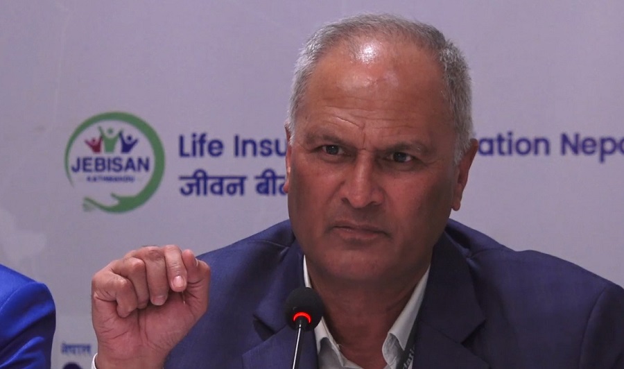 बीमा गर्न बाध्य बनाउने गरी कानुनी प्रबन्ध गर्दैछौँ : अध्यक्ष सिलवाल