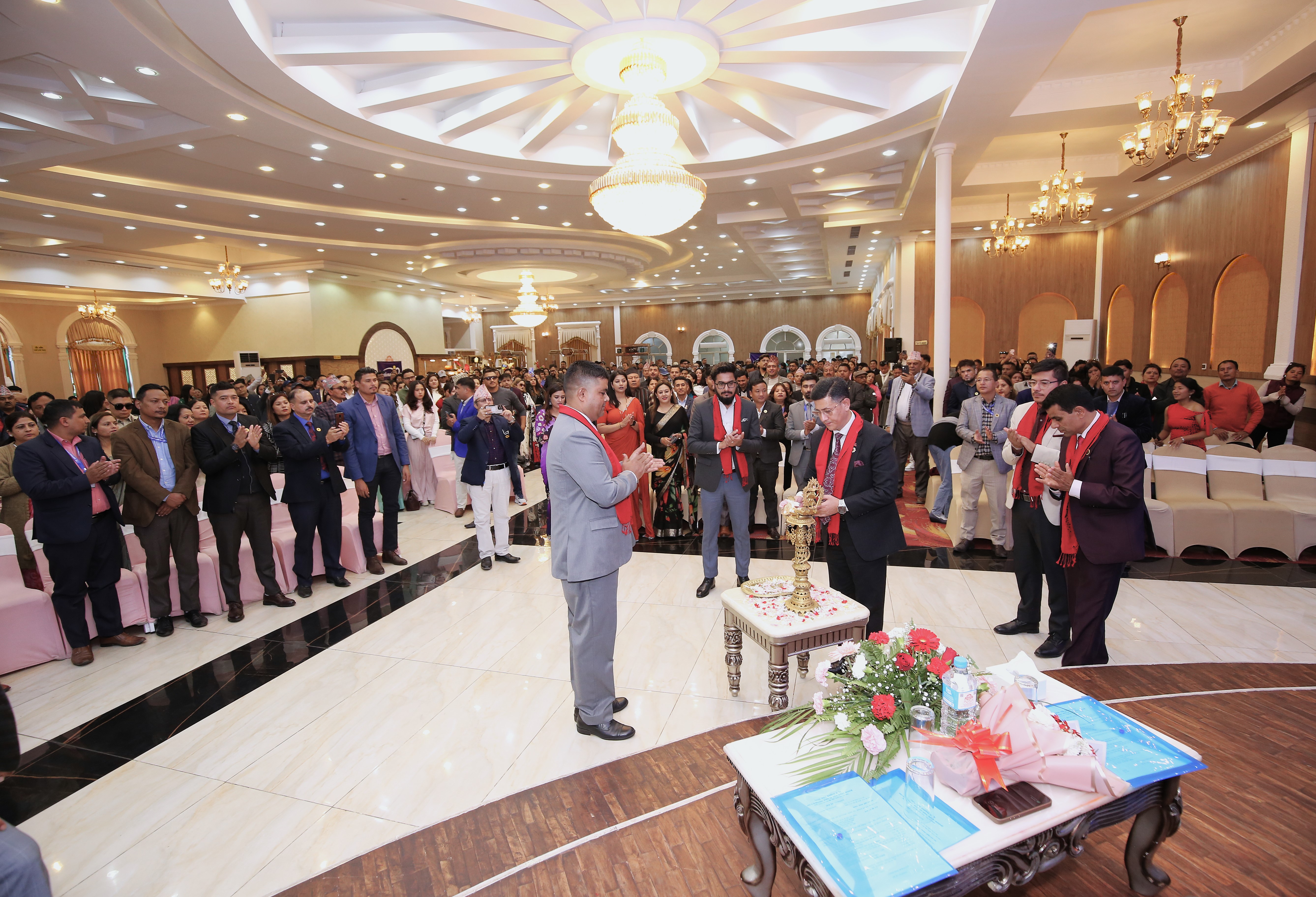 नेशनल लाईफले गर्यो बागमती प्रदेशका सिईओ क्लब सदस्यलाई सम्मान, ६१० जना सम्मानित