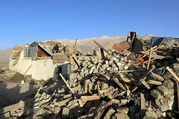 नेपालमा समेत ठुलो धक्का महशुस गरिएको भुकम्पले चीनमा ३६ जनाको मृत्यु