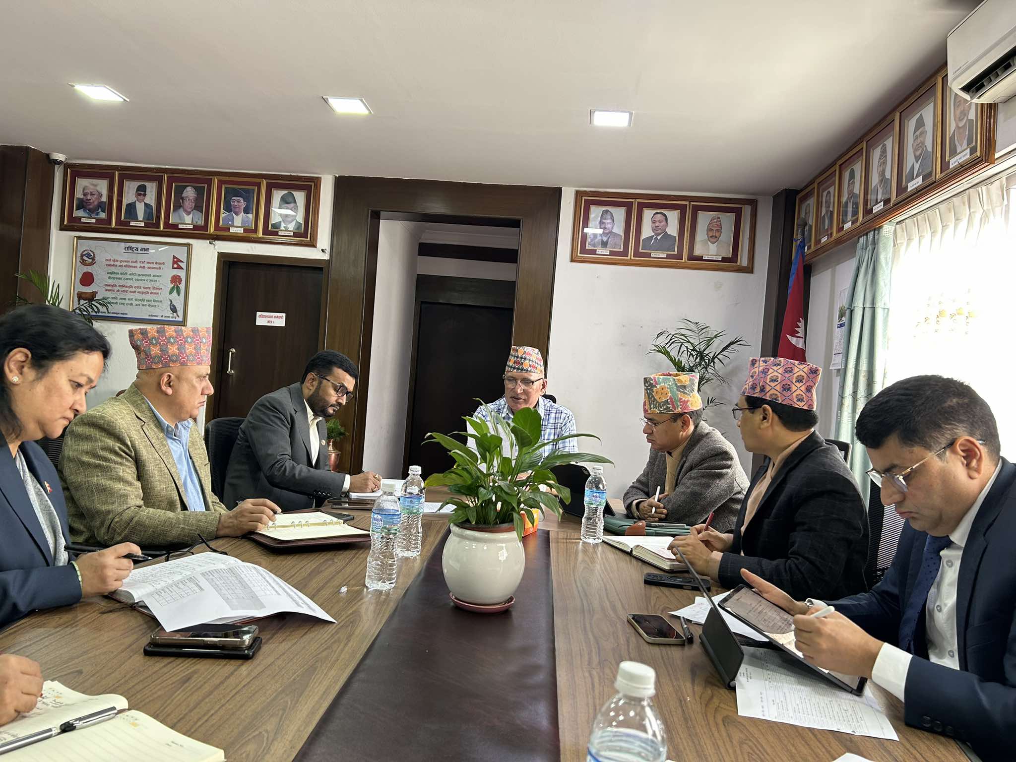 नयाँ बजेटको लागि खानेपानी मन्त्रालयसँग छलफल, तीन करोड भन्दा  साना योजना नल्याउन अर्थमन्त्रीको निर्देशन