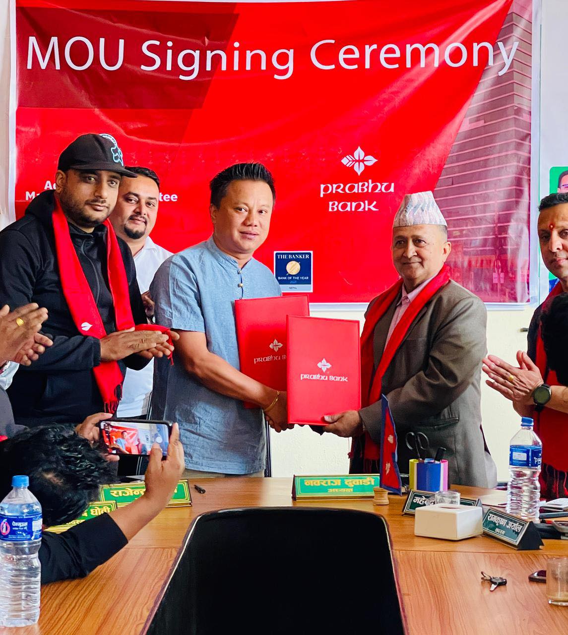 प्रभु बैंक गण्डकी प्रदेश र कृषि बजार व्यवस्थापन समिति पोखरा कास्कीबीच सम्झौता, एसएमइमा पहुँच बृद्धि