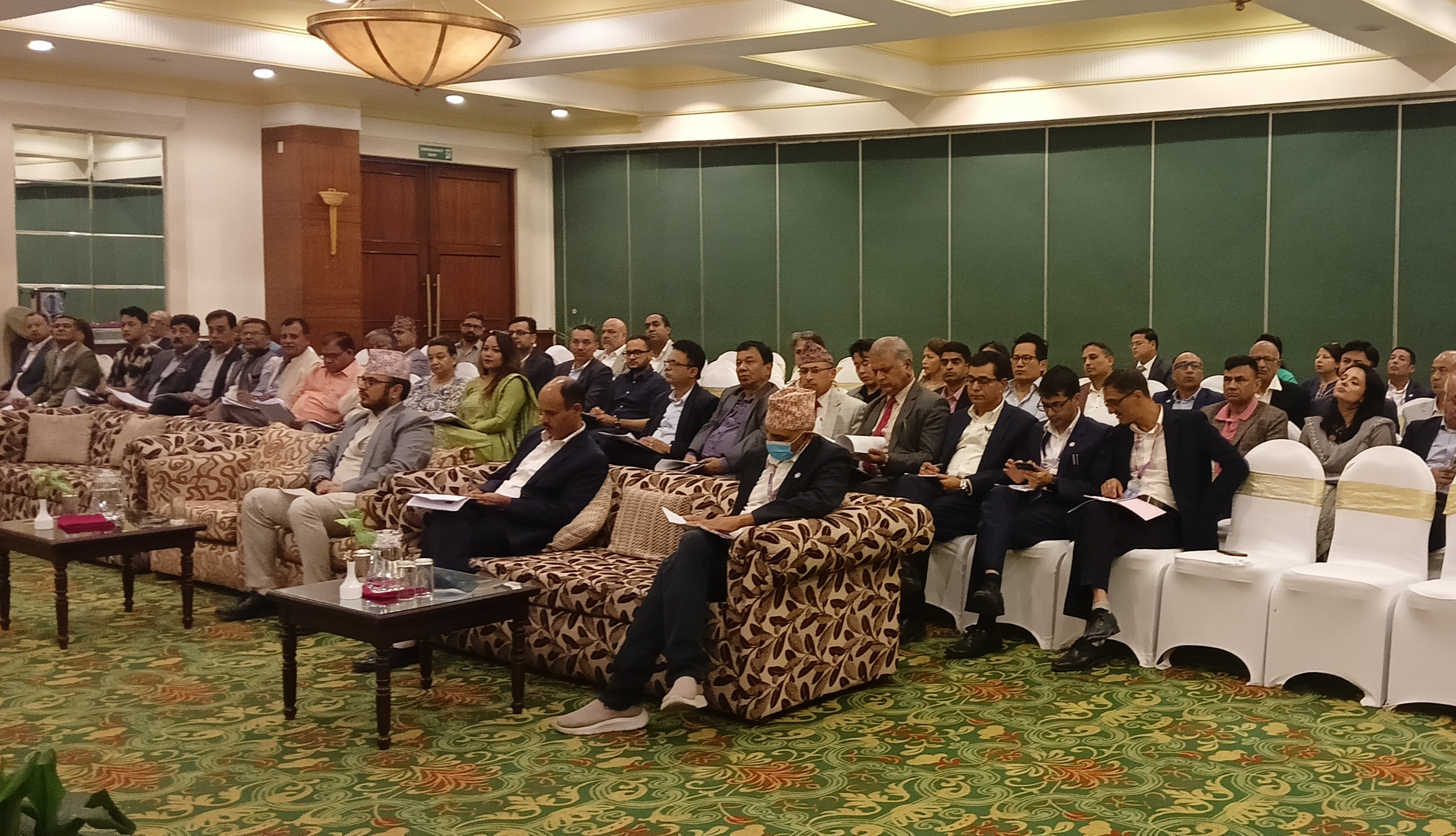 निर्जीवन बीमा कम्पनीका संचालक समितिका अध्यक्ष तथा सदस्यहरूसँग अन्तक्रिया