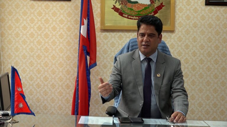 घरेलु मदिराको प्रवर्द्धन विशेष प्राथमिकता, उद्योगमन्त्री भण्डारीको भनाइ