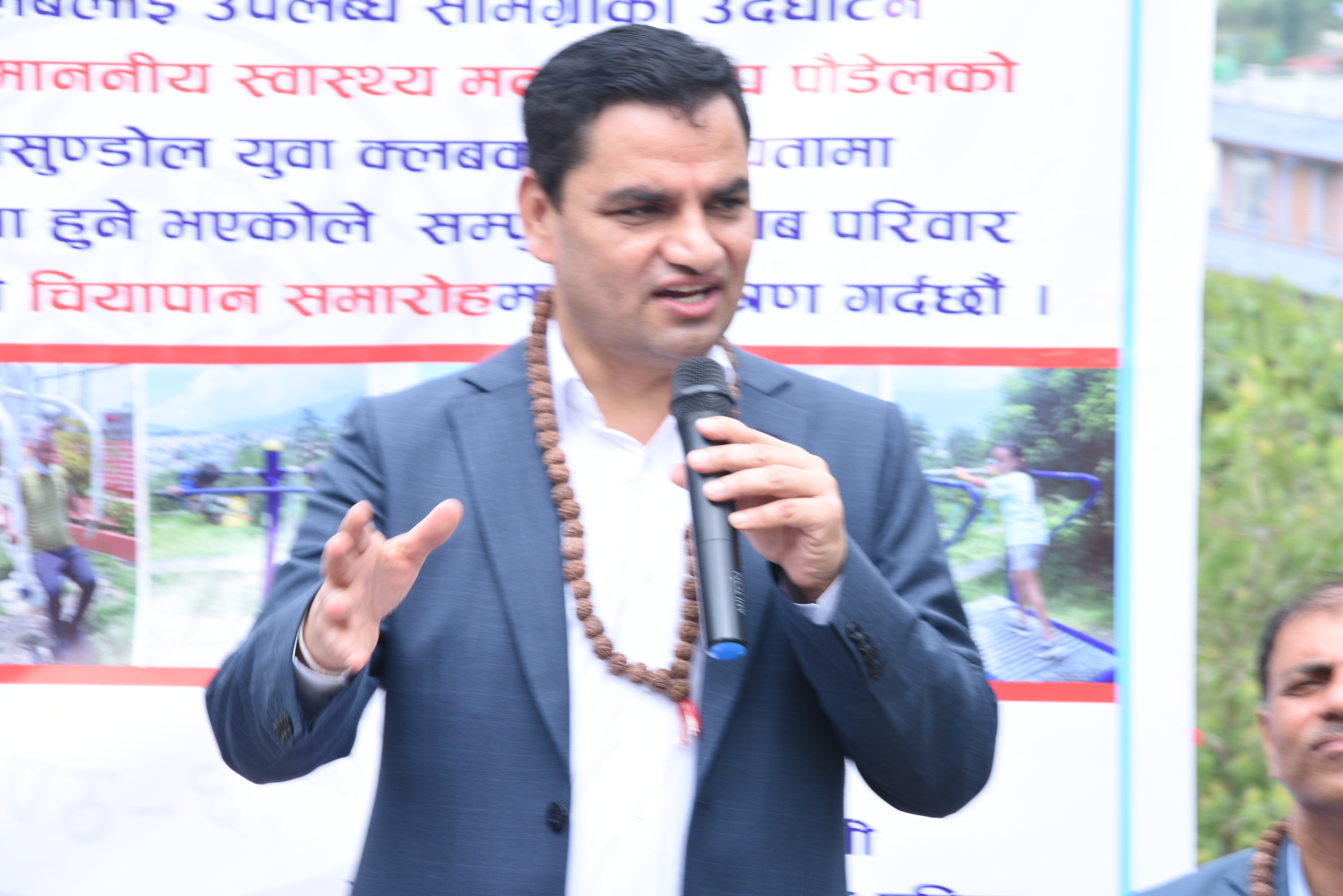 सरकारी अस्पतालका जग्गा अतिक्रमण रोक्न  स्वास्थ्य  मन्त्री पौडेलको सक्रियता