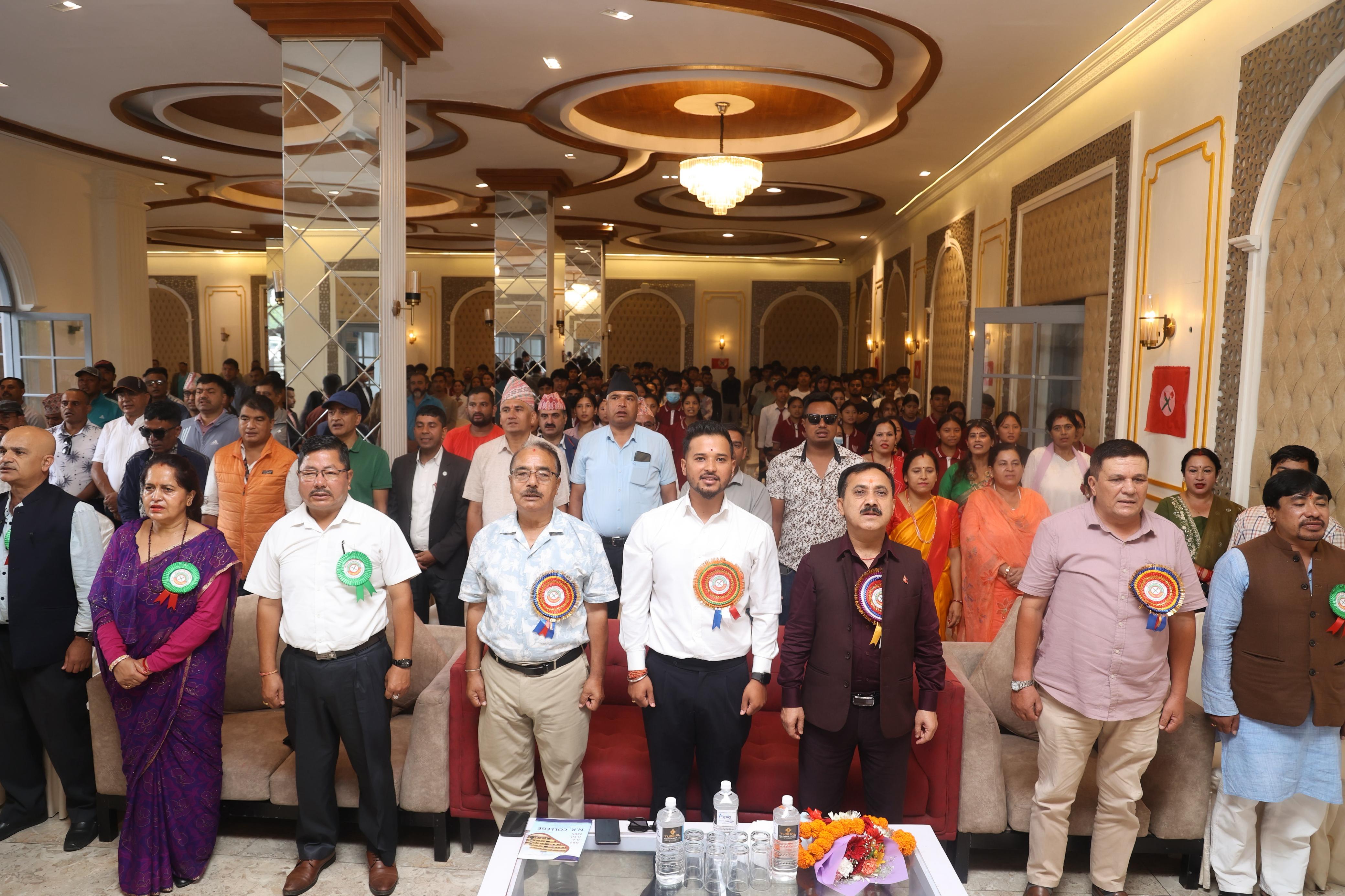 नेविसंघद्धारा तारकेश्वरमा प्लस टु उत्तीर्ण ३५० भन्दा धेरै विद्यार्थीलाई सम्मान, विद्यार्थीहरुले मनोबल उच्च राख्नुपर्छ : महामन्त्री शर्मा