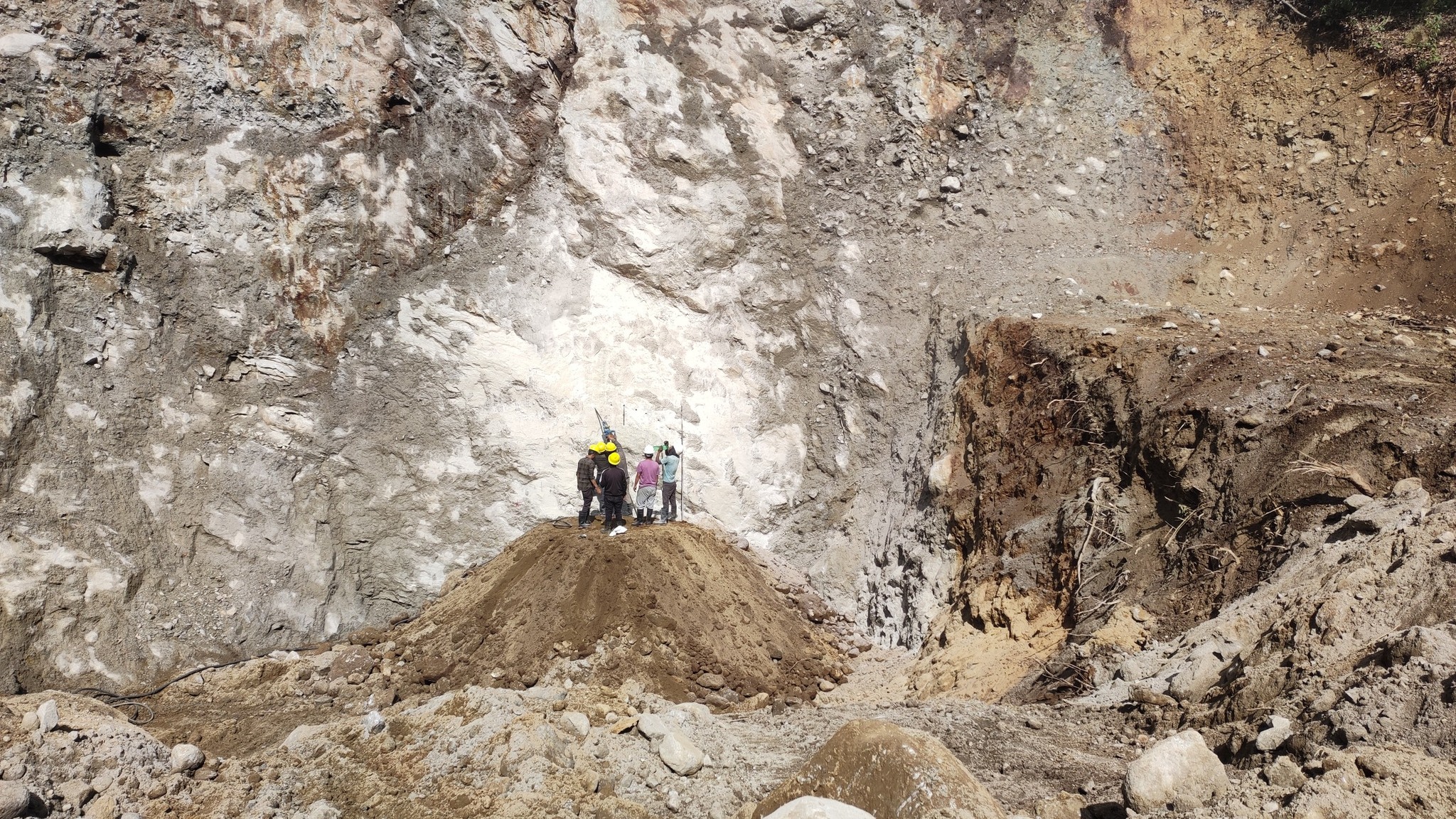 रुकुम पूर्वमा ४४.५२ मेगावाट सानीभेरी जलविद्युत आयोजना वित्तीय बन्द