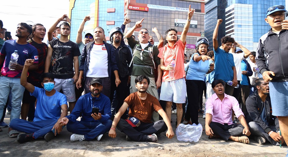 कालिमाटीमा प्रहरीको गोली लागेर दुई जनाको मृत्यु, मृत्यु हुनेको संख्या २१ पुग्यो