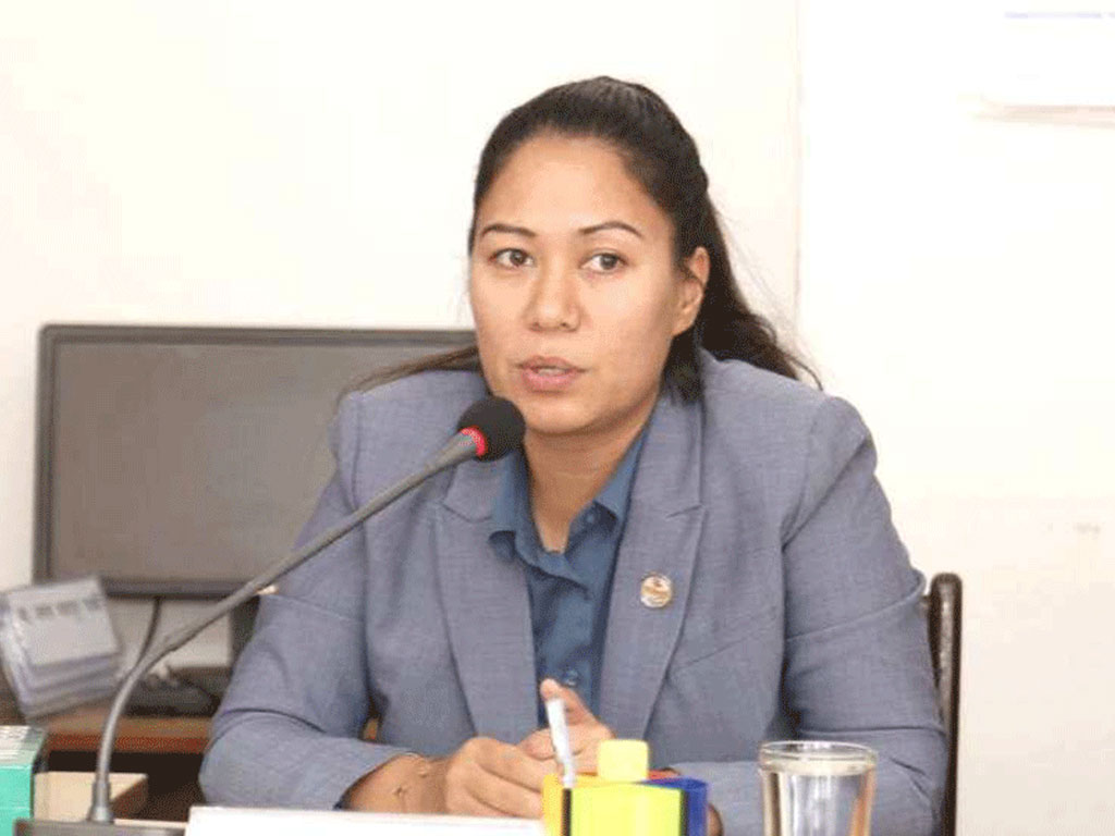 सुमना श्रेष्ठद्वारा राष्ट्रिय स्वतन्त्र पार्टी परित्याग, नेतृत्वप्रति गम्भीर आलोचना