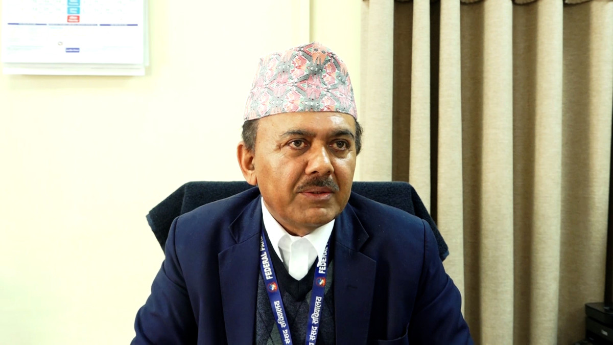 प्रतिनिधि सभा विघटन भएको अवस्थामा राष्ट्रिय सभा बैठक आह्वान गर्न दाहालको सक्रियता कति उचित ?