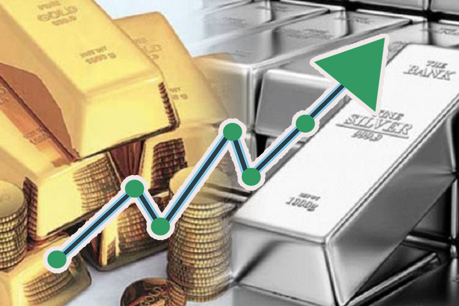 सुनको मूल्य तीन लाखमुनि झर्‍यो, एकैदिन तोलामा ७,८०० रुपैयाँले गिरावट